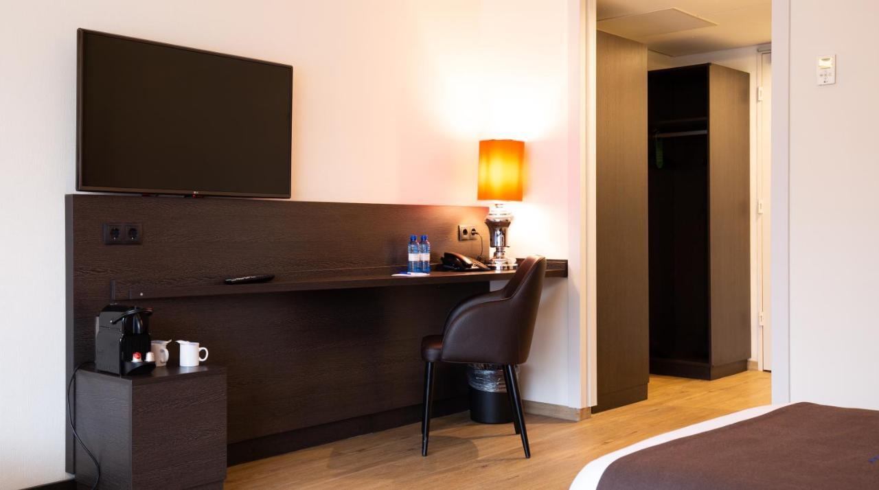 บาสเตียน โฮเต็ล อะเปลดอร์น เฮ็ท ลู Hotel อาเพลดอร์น ภายนอก รูปภาพ